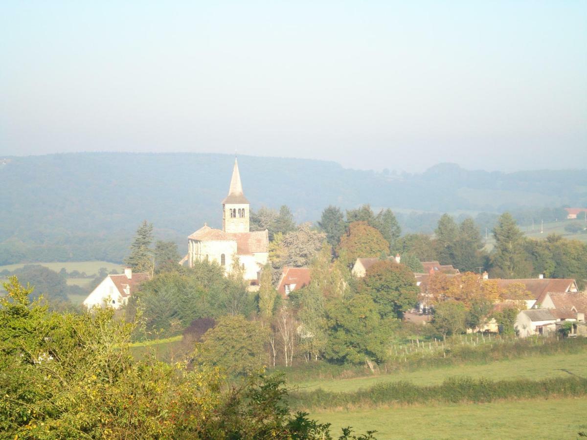 לינה וארוחת בוקר Hérisson Saint Sauveur מראה חיצוני תמונה